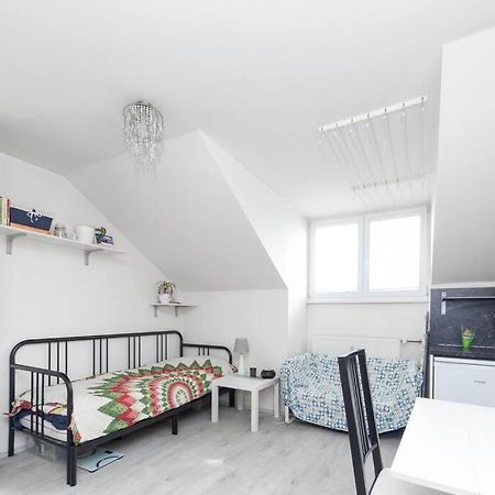 The Attic Studio Apartamento Bratislava Exterior foto